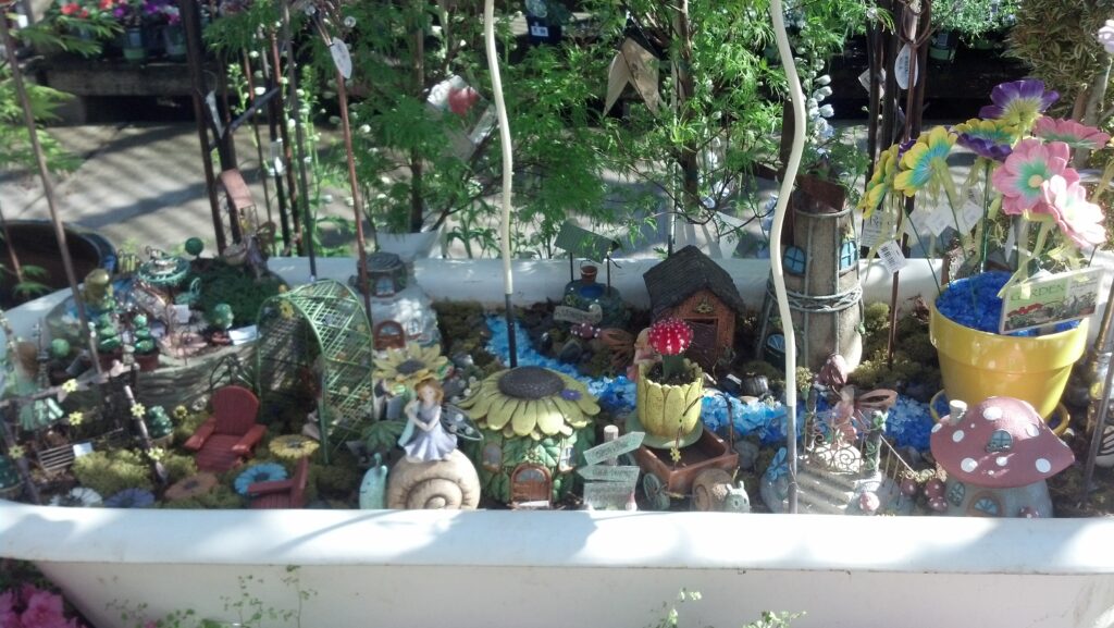 Western Garden Nursery carries a great selection of garden gifts and ...